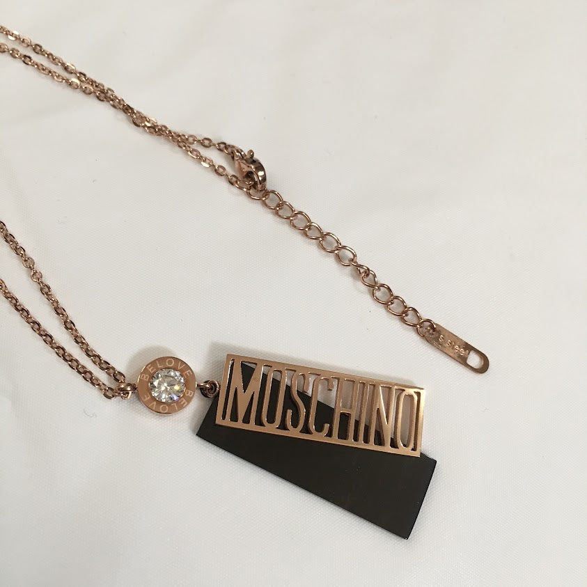 Glamorous Gold Necklace
