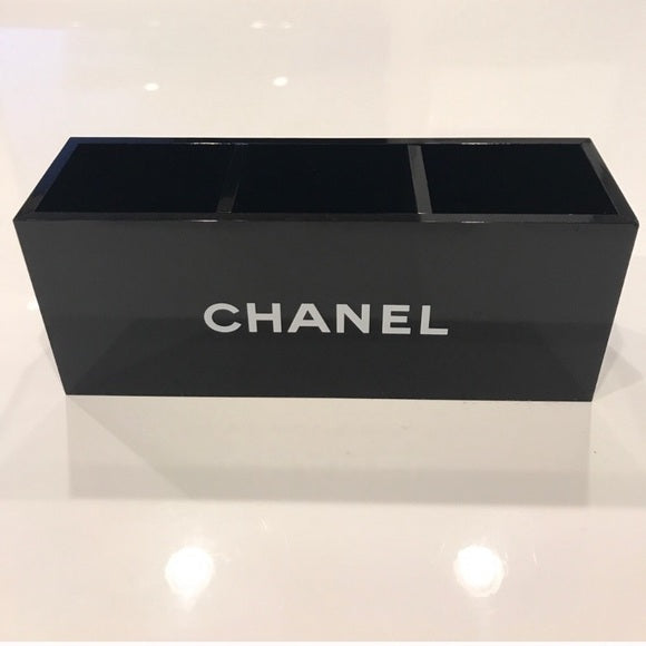 Black Makeup Holder