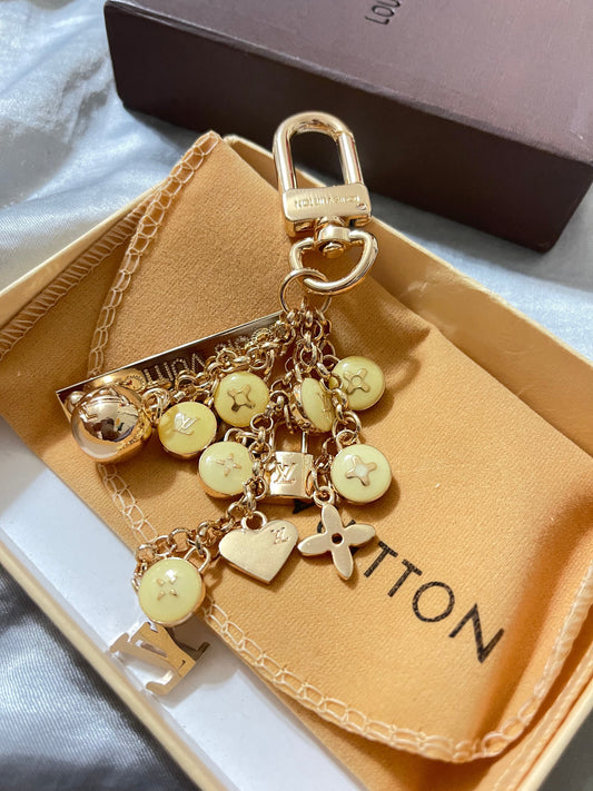 Golden Clasp Keychain with Box