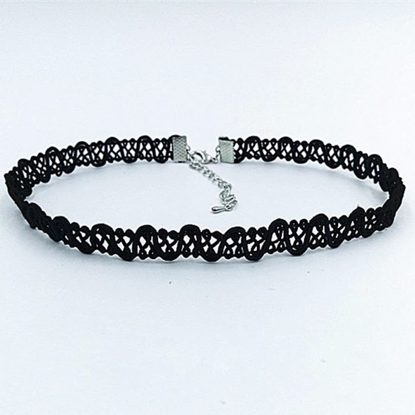 Black Vintage Fish Style Choker J4